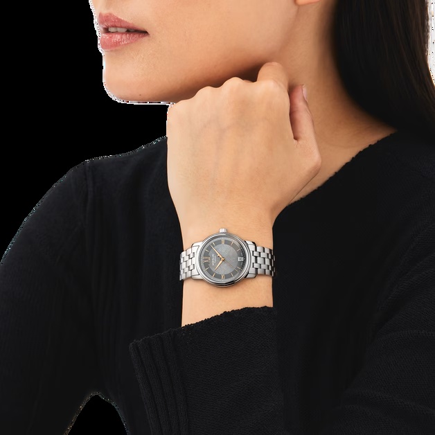 Montblanc Tradition Automatic Date 32 mm