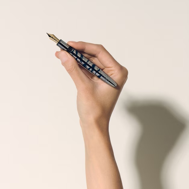 1122-meisterst-ck-around-the-world-in-80-days-solitaire-legrand-fountain-pen-1.jpg