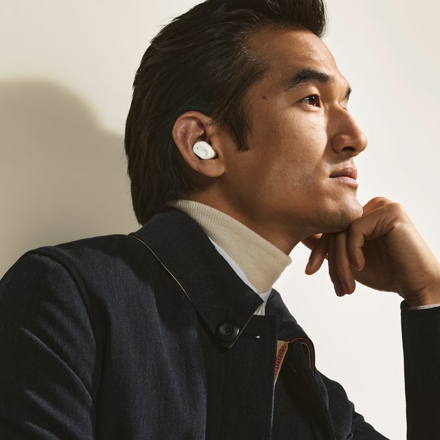1178-montblanc-mtb-03-in-ear-headphones-ivory-color-1.jpg