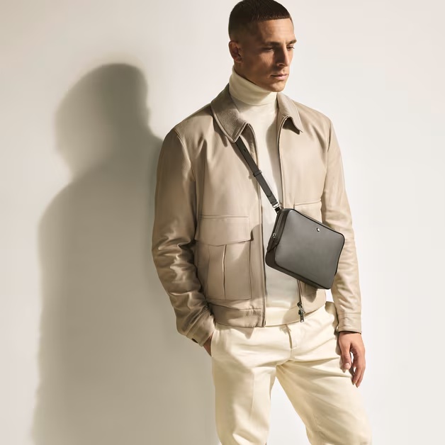 Sartorial mini messenger