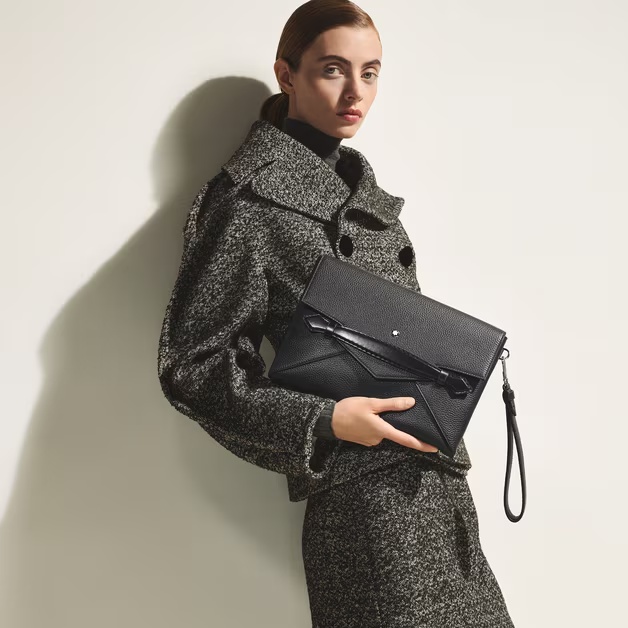 1789-montblanc-envelope-clutch-1.jpg