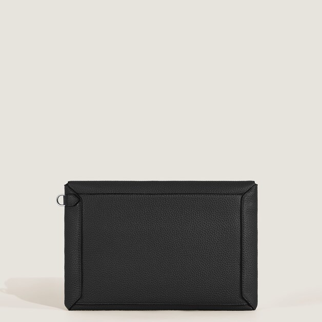 1789-montblanc-envelope-clutch-1.jpg