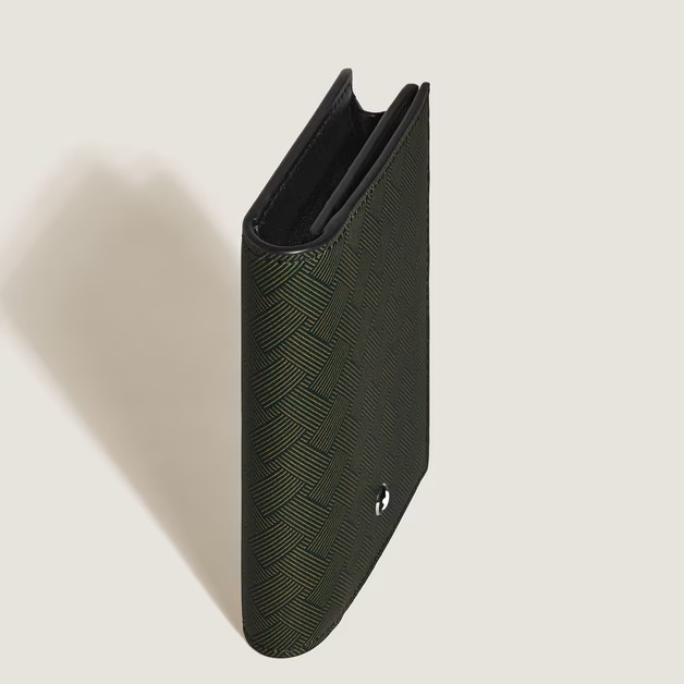1932-extreme-3-0-card-holder-4cc-1.jpg