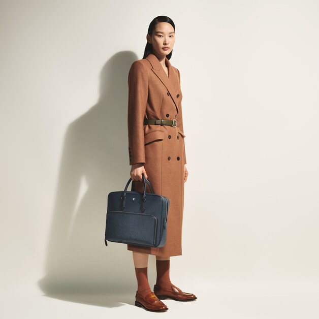 Sartorial medium document case