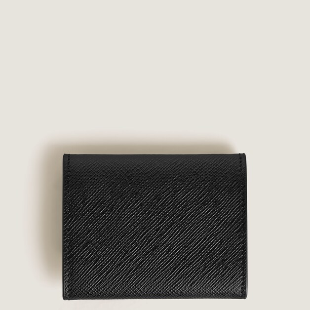 2021-sartorial-coin-case-1.png