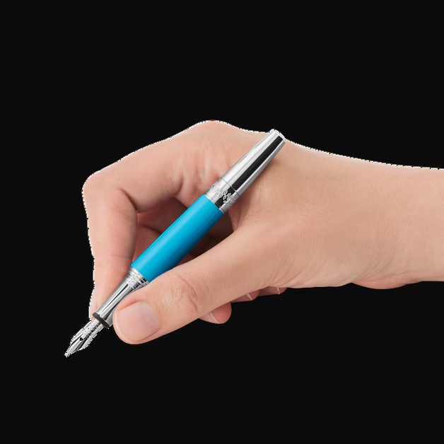 690-montblanc-maria-callas-special-edition-turquoise-coloured-fountain-pen-1.jpg